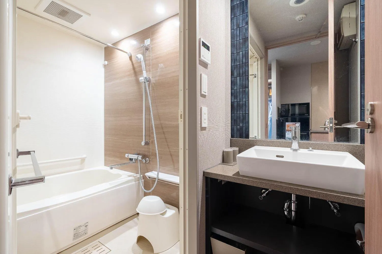 Stayme The Hotel Ueno Tōkyō 2*,